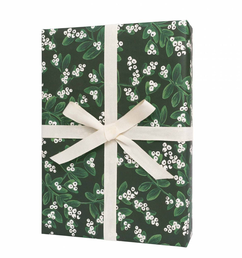 Evergreen Mistletoe Wrap